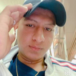 Meet your Posher, Dennis